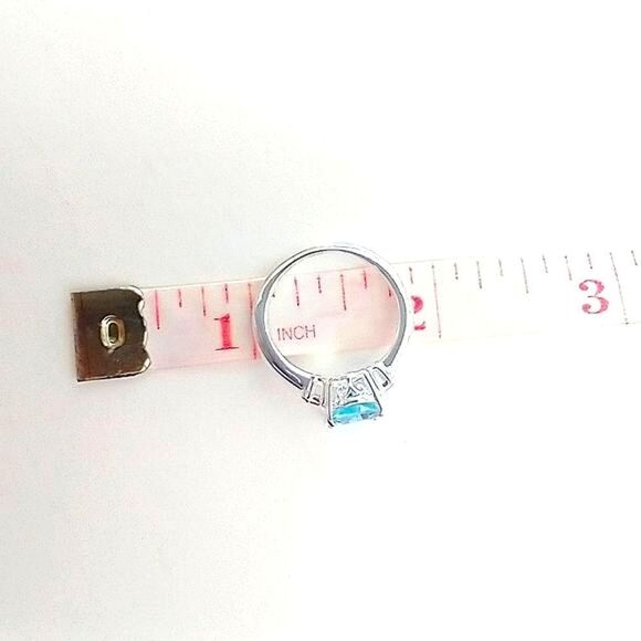 Sky Blue Topaz Solitaire Ring - Picture 9 of 12